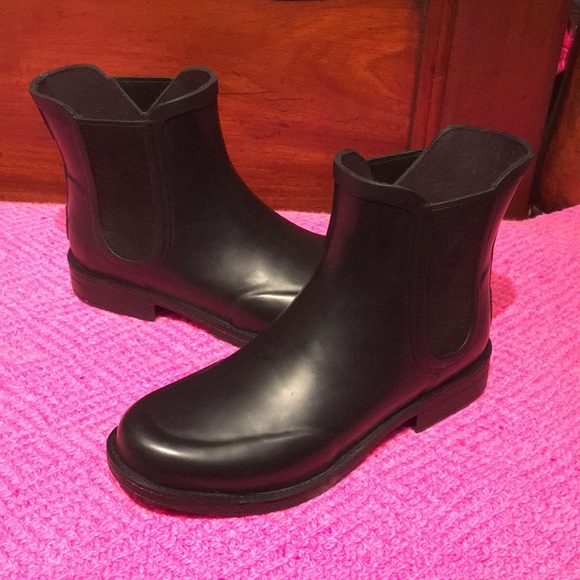 ugg aviana chelsea boot